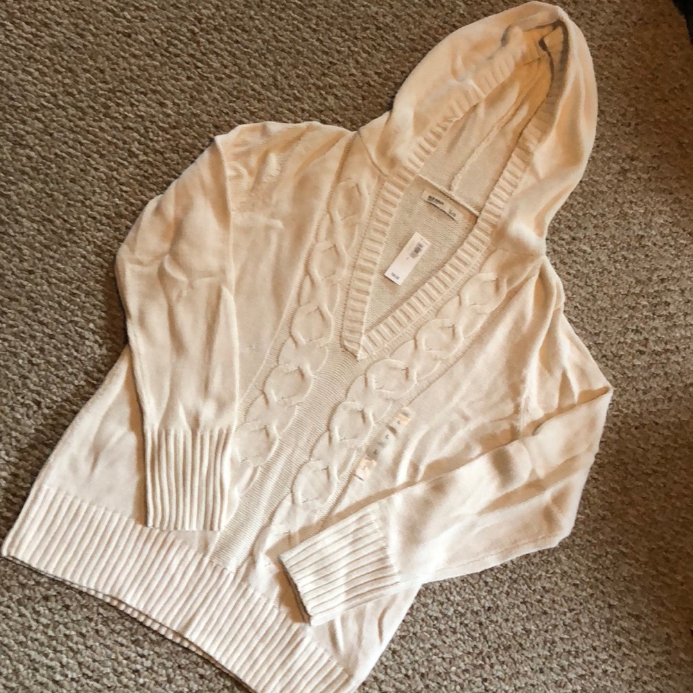 Hooded sweater